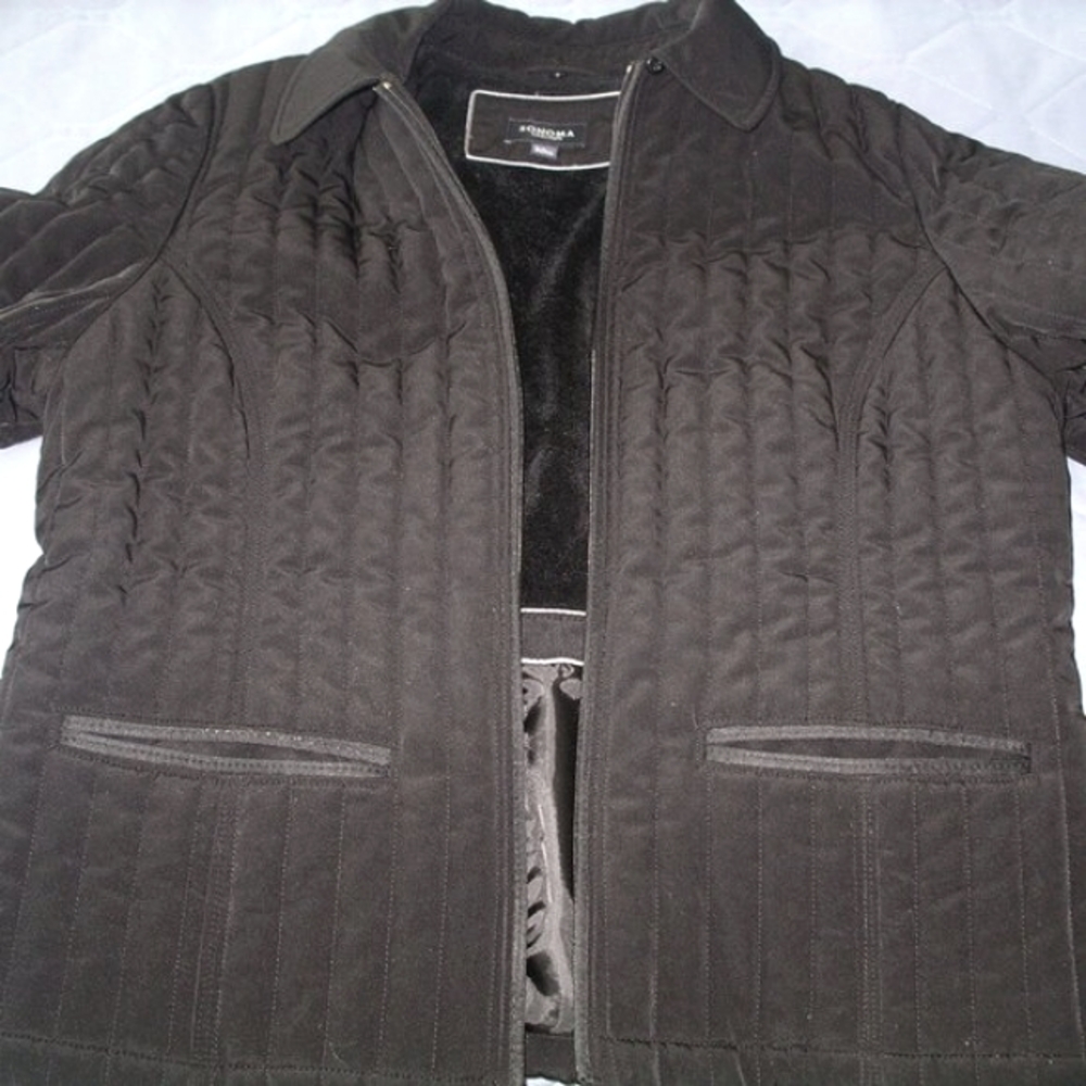 Sonoma woman's semi-fitted black quilted jacket with zippered sleeves size L